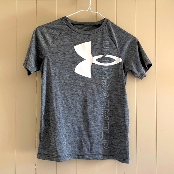 Under Armour Other - Boys Under Armour Heat gear Shirt